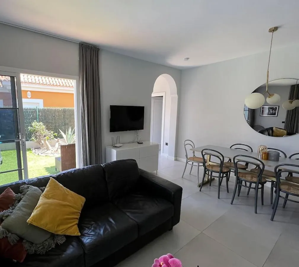 Villa Pearetree - Gorgeous 4 Bedroom Villa With Private Pool Caleta De Fuste Španělsko